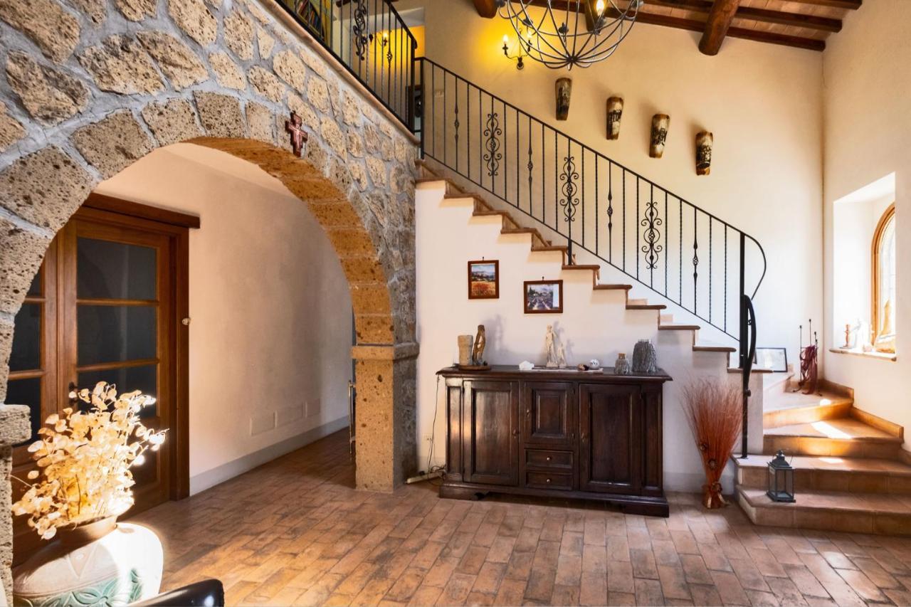 B&B Vallecupa Farnese ภายนอก รูปภาพ